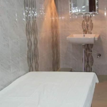 Tripathi Paying Guest House Váránaszi Kültér fotó